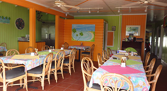 dining room at hotel arawak