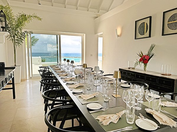 Diningroom at Le Bleu Villa