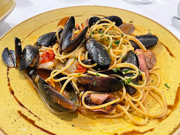 Spaghetti Pescatore at Sale & Pepe